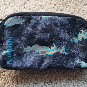 NEW LULULEMON MINI BELT BAG - RARE / NO LONGER SOLD